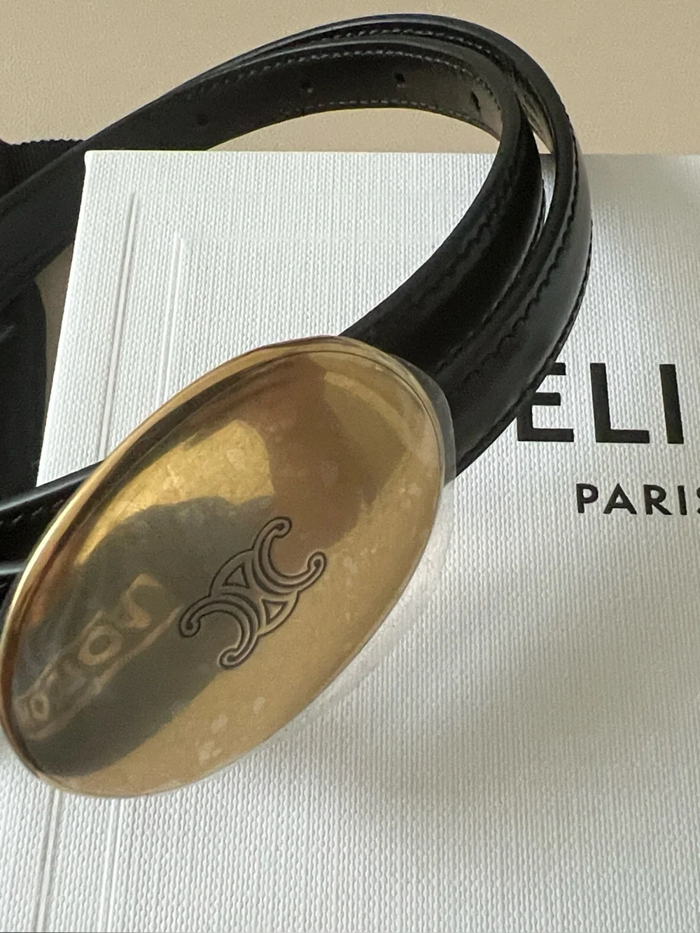 CELINE THIN PLATE BELT 13MM IN TAURILLON LEATHER Size 70 - NIB